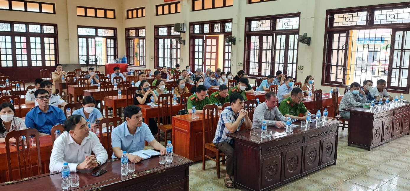 Đại diện Cảng vụ Đường thủy nội địa Thái Nguyên phối hợp với UBND phường Thuận Thành và UBND xã Trung Giã tổ chức thành công “Hội nghị Tuyên truyền Quy định pháp luật trong hoạt động Giao thông ĐTNĐ”